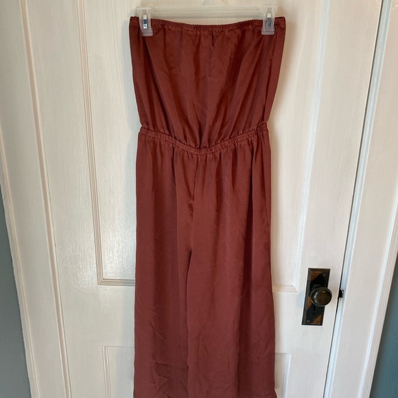 Rust colored romper - Picture 2 of 5